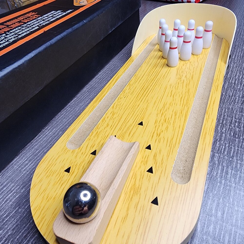 Discontinued Mad Man Desktop Bowling Game Wooden Tabletop Full With Metal Ball